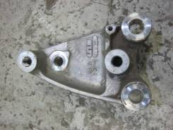 Кронштейн опоры двигателя. Honda Civic, ABAFD2, DBAFD1, DBAFD2, FD1, FD2, FD3 Двигатели: R18A, R18A1