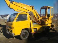 Isuzu Elf. Продаётся автоэкскаватор, 3 300 куб. см., 0,30 куб. м.
