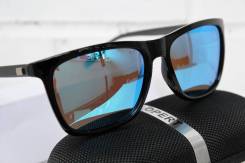 Очки Ray-Ban.