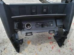 Прикуриватель. Toyota Camry, AVV50 Двигатель 2ARFXE