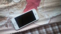 Apple iPhone 5s. / 