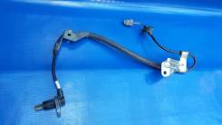 Датчик abs. Nissan Stagea, WGC34, WHC34 Nissan Silvia, S15 Nissan Laurel, HC35, GC35, SC35, GCC35 Двигатели: RB20DE, RB25DE, RB25DET, SR20DET, SR20DE...