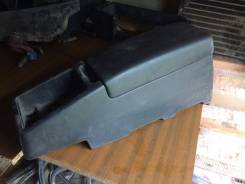 Подлокотник. Isuzu MU, UCS69WM, UCS55DWM, UCS69DWM, UCS55DW, UCS69GW Двигатели: 4JB1T, 4JG2