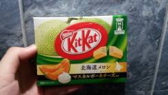 Kit Kat с дыней и сыром маскарпоне