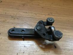 Ролик дверной. Toyota Lite Ace, CR41, CR41V, KR41, KR41V, KR42, KR42V, SR40 Toyota Lite Ace Noah, CR40, CR40G, CR41, CR50, CR50G, CR51, KR41, KR42, SR...