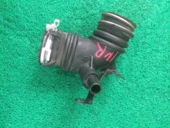 Патрубок воздухозаборника. Toyota: Corolla Fielder, Vitz, Spade, Corolla Axio, Ractis, Porte Двигатель 1NRFE