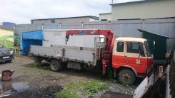 Hino Ranger. Бортовой грузовик с Манипулятором, 7 000 куб. см., 5 000 кг.
