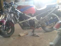 Продам запчасти на Kawasaki GPZ400R
