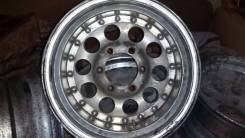 4 Racing. 9.0x15, 6x139.70, ET-40
