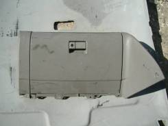Бардачок. Toyota Mark II, JZX100 Двигатель 1JZGE