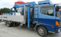 Hino Ranger. Бортовой с манипулятором, 2011 год HINO Ranger, 6 403 куб. см., 5 000 кг.
