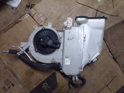 Кондиционер салона. Toyota Avensis Verso, CLM20, ACM20 Toyota Picnic Verso, CLM20, ACM20 Toyota Ipsum, ACM21, ACM26W, ACM26 Двигатели: 1CDFTV, 1AZFE...