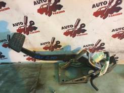 Педаль тормоза. Toyota Allion, AZT240, ZZT240, NZT240, ZZT245 Toyota Premio, AZT240, ZZT240, ZZT245, NZT240 Toyota Caldina, ZZT241, AZT241, ST246, AZT...