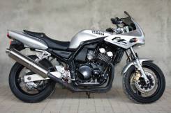 Yamaha FZ 400. 400 куб. см., исправен, птс, без пробега
