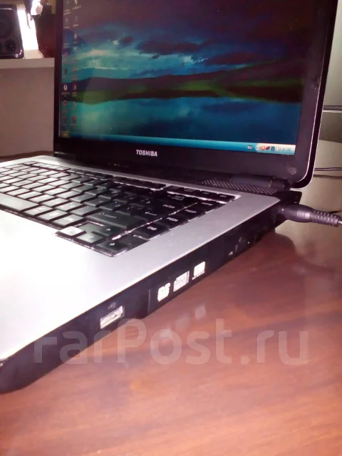 Toshiba Satellite L300. 15.4", 2����, ���� 160���, WiFi: 1, ����������� �� 3��. ����