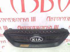 Решетка радиатора. Kia Carens