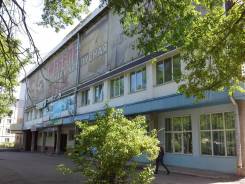 Продаётся Торговый центр в г. Арсеньеве. Улица Октябрьская 20а, р-н МФЦ, 3 167 кв. м.