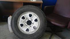 Продам колеса на ниссан атлас зимние. x15 6x139.70