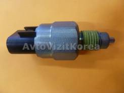Датчик заднего хода Kia Bongo III 11- (D4CB) 9386039012/9386039002