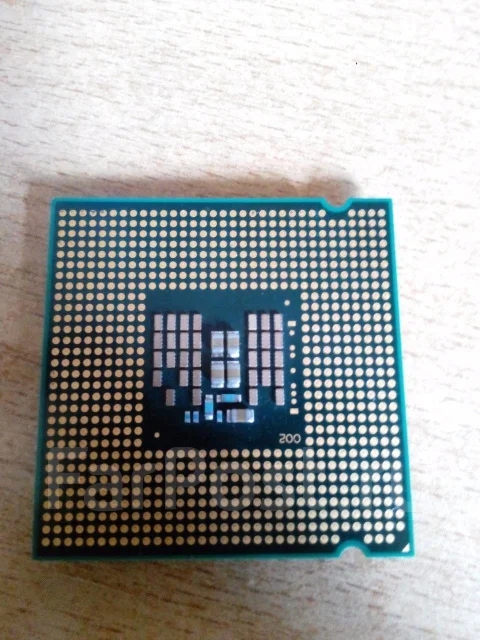 Intel Core 2 Quad ����