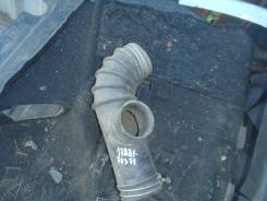 Патрубок воздухозаборника. Toyota Camry, SV32, SV33, SV30, SV35 Toyota Vista, SV32, SV33, SV30, SV35 Двигатели: 3SFE, 4SFE