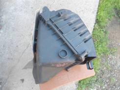 Корпус воздушного фильтра. Audi S Audi A4, 8E2, 8E5, 8EC, 8ED, 8HE Audi S4, 8E2, 8E5, 8EC, 8ED, 8HE Двигатели: AKE, ALT, ALZ, AMB, AMM, ASB, ASN, AUK...