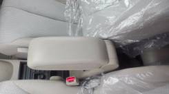 Подлокотник. Nissan Tiida, NC11 Двигатель HR15DE