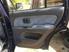 Обшивка двери. Toyota Hilux Surf, KZN185G, RZN185W, VZN180, VZN185W, VZN185, RZN180W, KDN185W, VZN180W, RZN180, KDN185, KZN185W, KZN185, RZN185 Toyota...