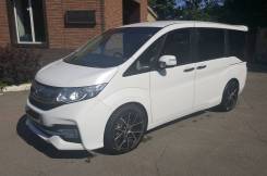 Honda Stepwgn. вариатор, передний, 1.5 (150 л.с.), бензин, 33 000 тыс. км