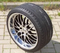 Dotz Mugello. 7.0x16", 5x114.3, ET37, �� 66,6���. ����