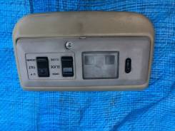 Светильник салона. Toyota Land Cruiser Prado, LJ78, KZJ78G, KZJ78W, HZJ76, LJ78W, LJ78G, KZJ78 Toyota Land Cruiser, FJ75, FJ73, HDJ81, RJ70, LJ77, PZJ...