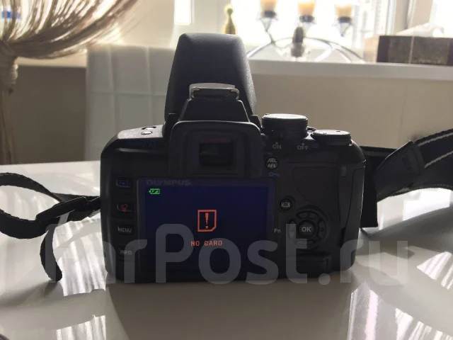 Olympus E-420. ���: 14� � ����� ����