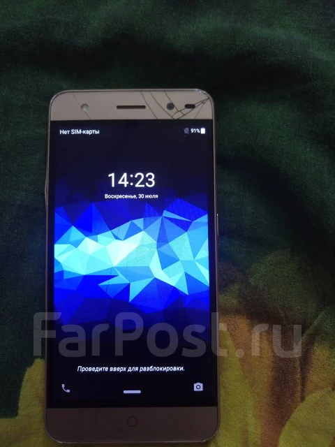 ZTE Blade V7. �/� ����