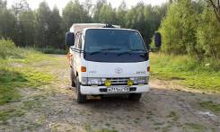 Toyota Dyna. Продам двухкабинник 4х4 Дюна, 3 000 куб. см., 1 250 кг.