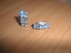 Серьги.