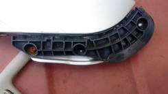 Крепление бампера. Toyota Corolla, NZE141 Toyota Corolla Fielder, NZE144, ZRE144, ZRE142, NZE141 Toyota Corolla Axio, ZRE144, NZE144, ZRE142, NZE141 Д...