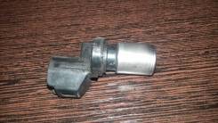 Датчик положения коленвала. Toyota: Harrier, Highlander, Pronard, Alphard, Estima, Avensis, Camry Gracia, Solara, Picnic Verso, Avensis Verso, Previa...