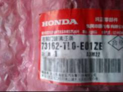 Молдинг лобового стекла. Honda Accord, CU2 Honda Accord Tourer, CW2 Двигатели: K24Z3, N22B1, N22B2, R20A3