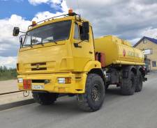 Камаз. Продается Автотопливозаправщик, 11 760 куб. см., 11 599,00 куб. м.