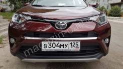 Накладка на решетку бампера. Toyota RAV4