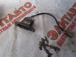 Концевик двери боковой. Toyota Hiace, KZH106G, KZH106W