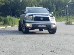 Toyota Tundra. автомат, 4wd, 4.7 (280 л.с.), бензин, 111 000 тыс. км