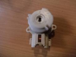 Группа контактная замка зажигания 8445052010 Toyota Corolla (E120)