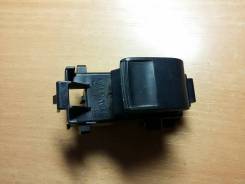 Кнопка стеклоподъемника 8481052030 Toyota Corolla (E150)