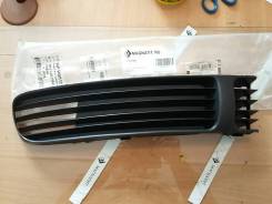 ЗАГЛУШКА БАМПЕРА ПРАВАЯ Volkswagen Passat (B5) I