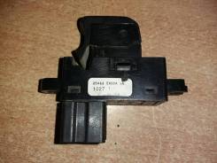 Кнопка стеклоподъемника 25411EA00A 6-контактов Nissan Navara (D40)