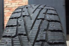 Roadstone Winguard WinSpike. Зимние, шипованные, износ: 5%, 4 шт