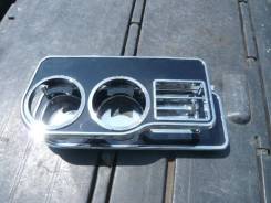 Подстаканник. Nissan Laurel