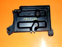 Кронштейн под аккумулятор. Mazda MPV, LWEW Двигатели: FS, FSDE