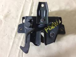 Замок капота. Mitsubishi Delica, PA4W, PA5V, PA5W, PB4W, PB5V, PB5W, PB6W, PC4W, PC5W, PD4W, PD5V, PD6W, PD8W, PE6W, PE8W, PF6W, PF8W